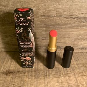 Too Faced La Matte As If!
